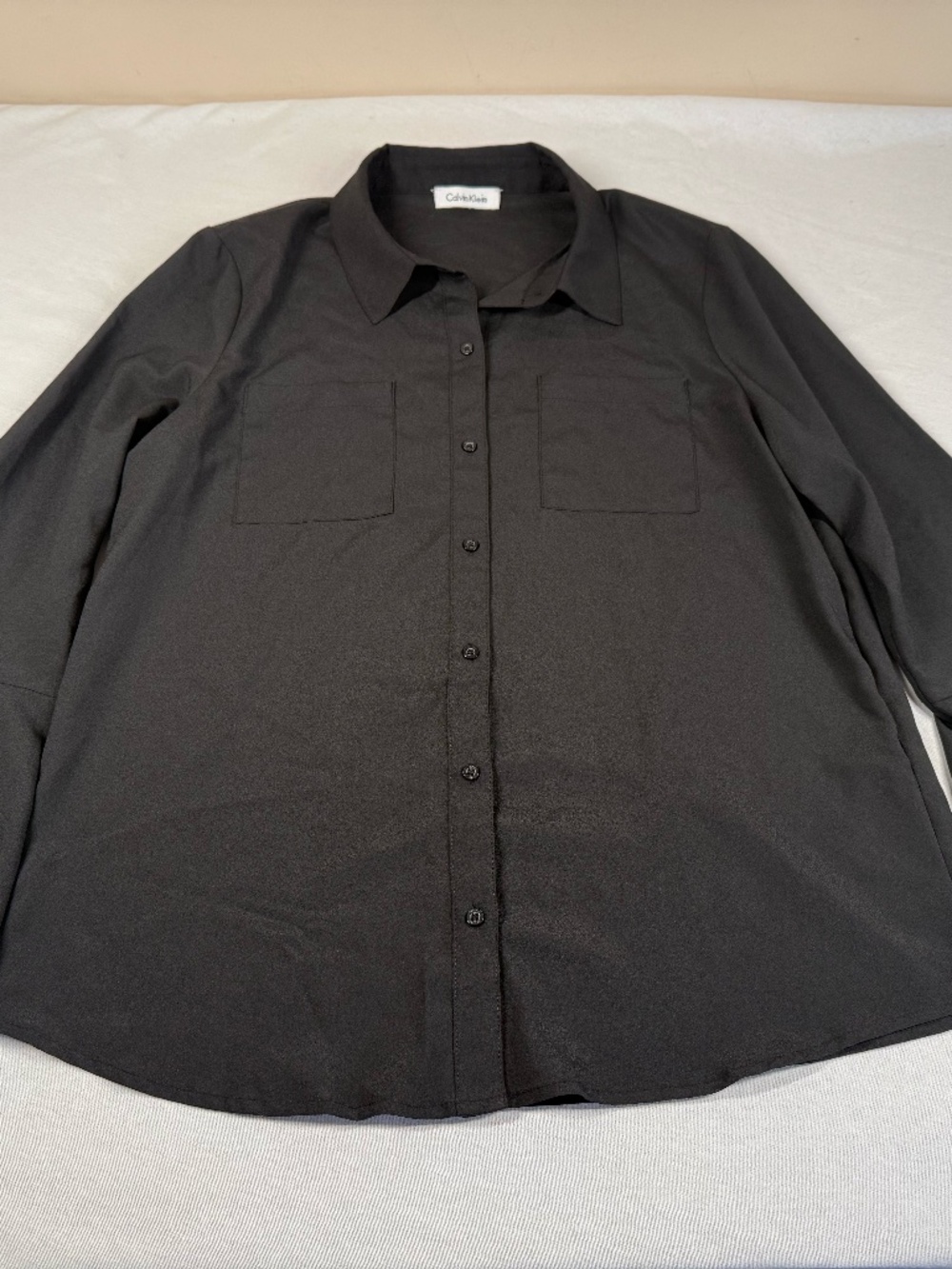 Calvin Klein Women's Fan Sleeve Button Up Shirt Size Large - Black